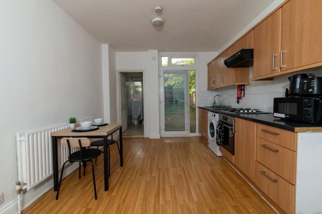 Tranquil 1br In Harlesden Londra